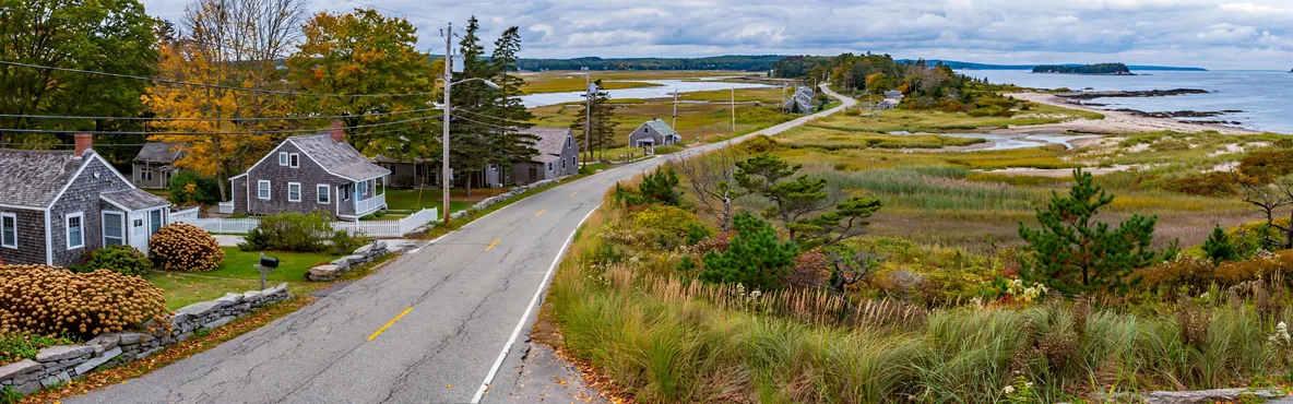 From Hampton Beach to Adventure: Road Trips that Unveil New England's Splendor